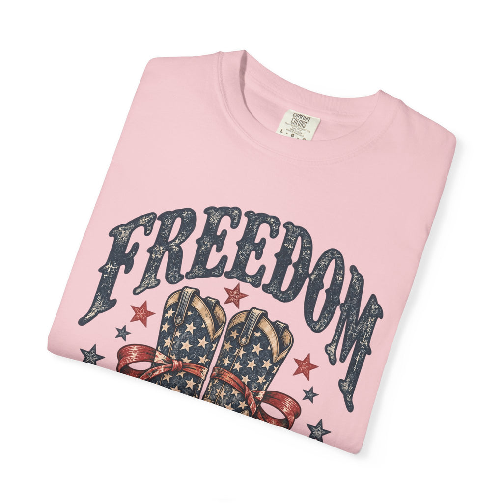 Freedom Looks Good on Me Western T-Shirt