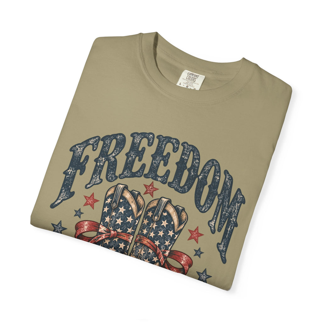 Freedom Looks Good on Me Western T-Shirt